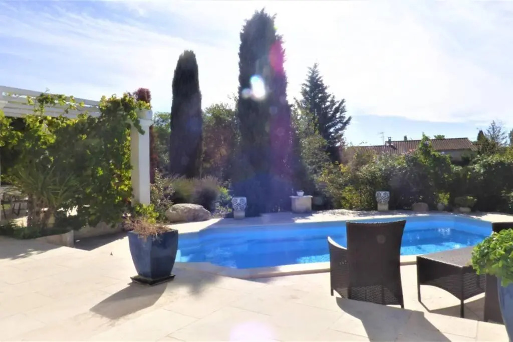 Magnifique villa l'Ibis pour 8 personnes, piscine, clim,parc et parking