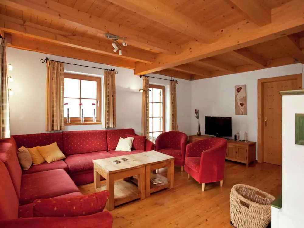 Chalet in Konigsleiten Near Ski Bus, Pool