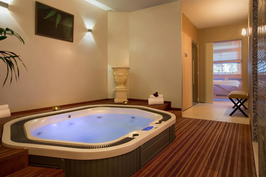 Hôtel Le Rive Droite & SPA