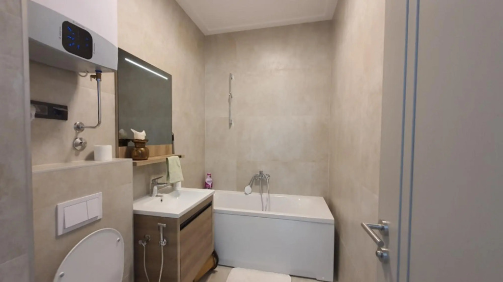 Luminous Apartment with Balcony near Budva Riviera