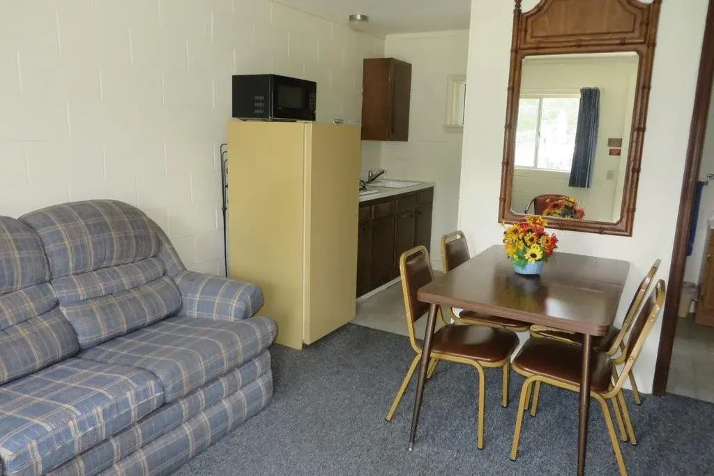 Happy Valley Lodge