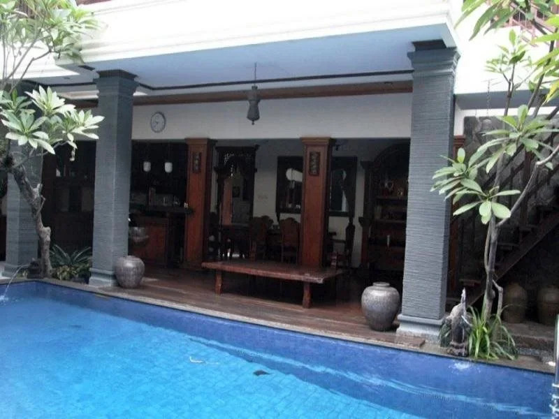 Keraton Inn