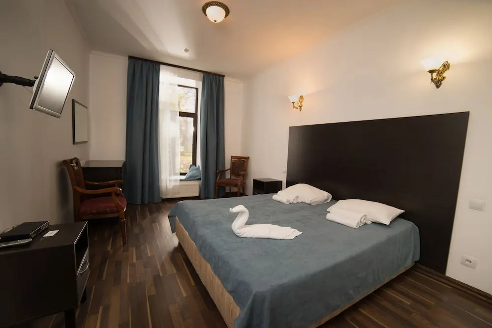 Alex Hotel