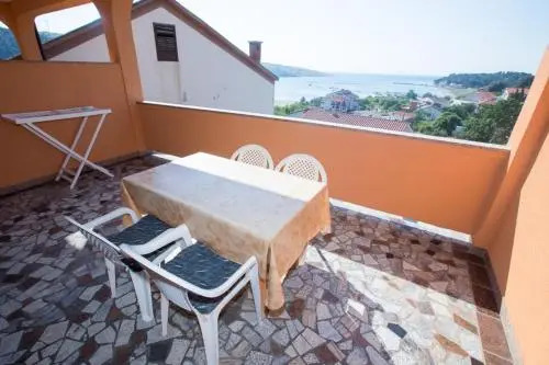 Apartments Lopar 178