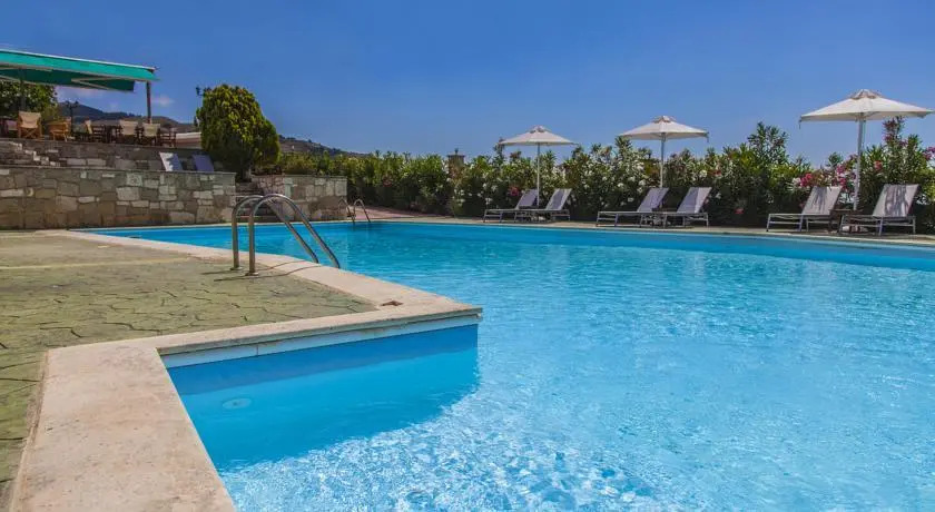 Niforos Apartments