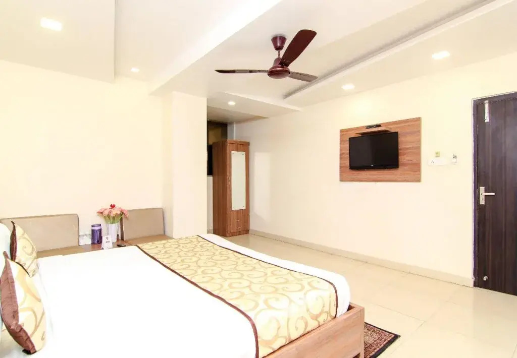 Hotel Pushpanjali By OYO Rooms