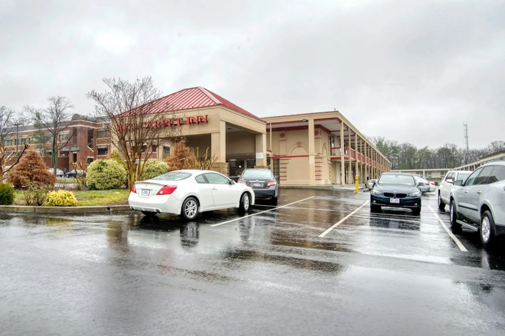 Red Carpet Inn Takoma Park