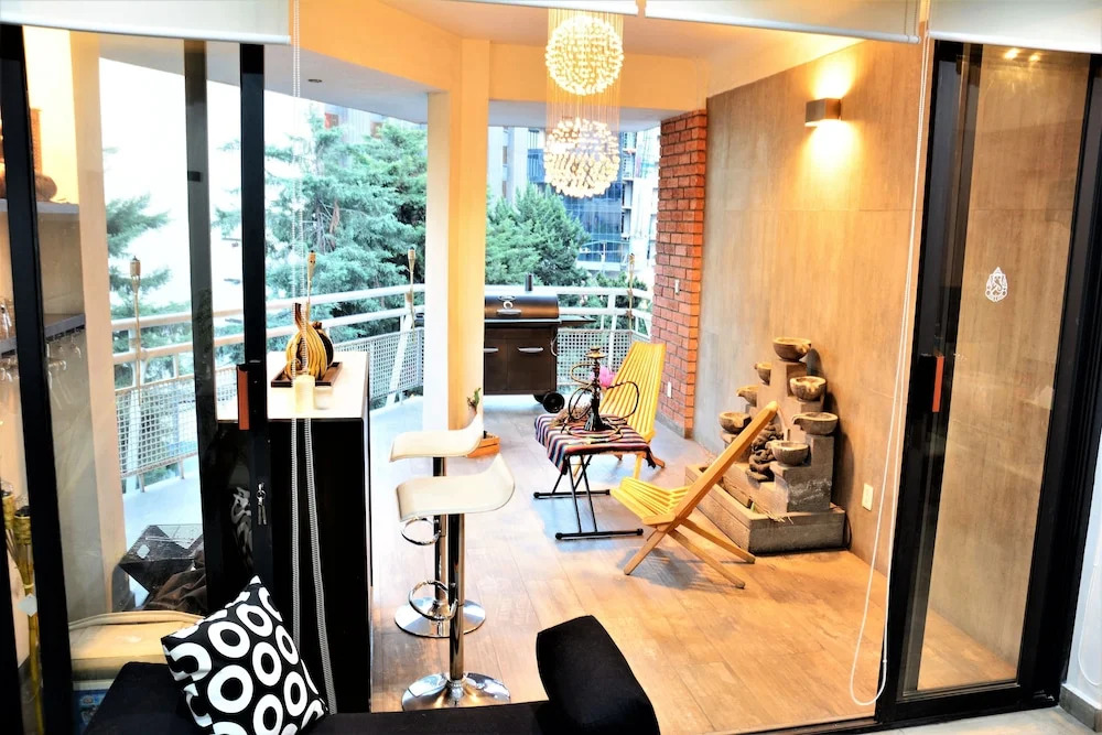 Shunya Apartment