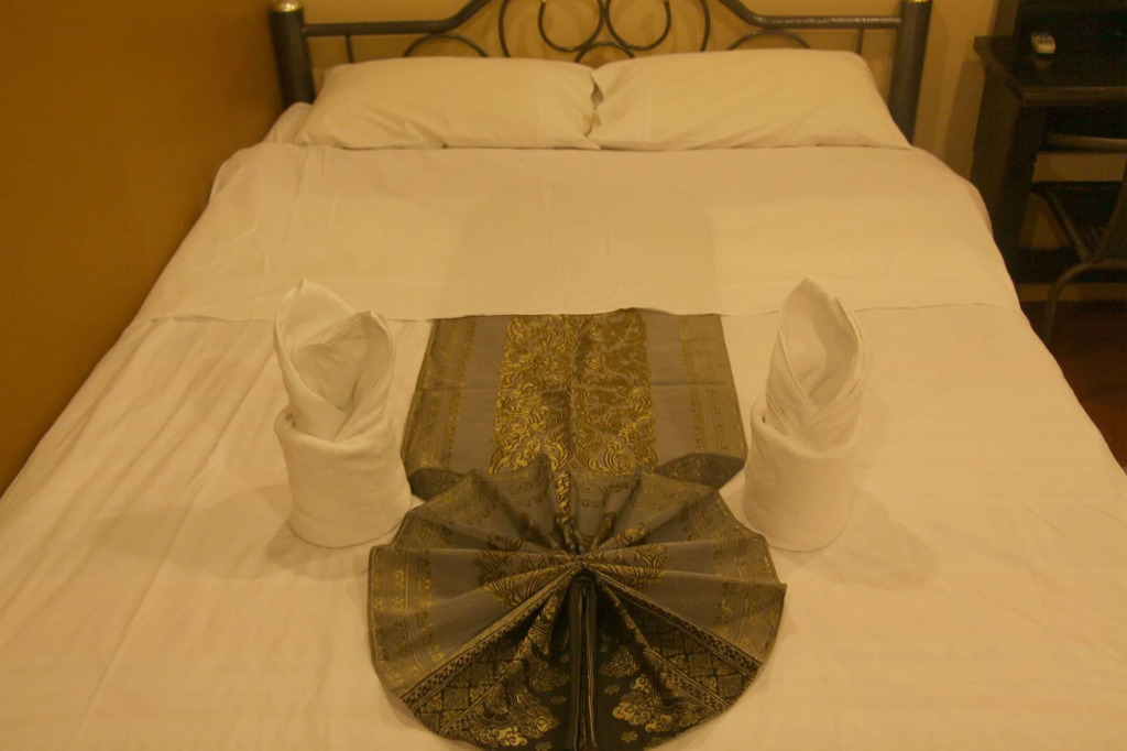 Longzhu Guesthouse