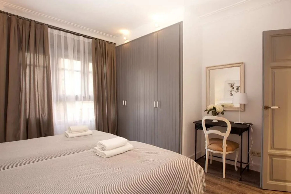 Cozy and Elegant 3bed3bath 10min Plaza Catalunya