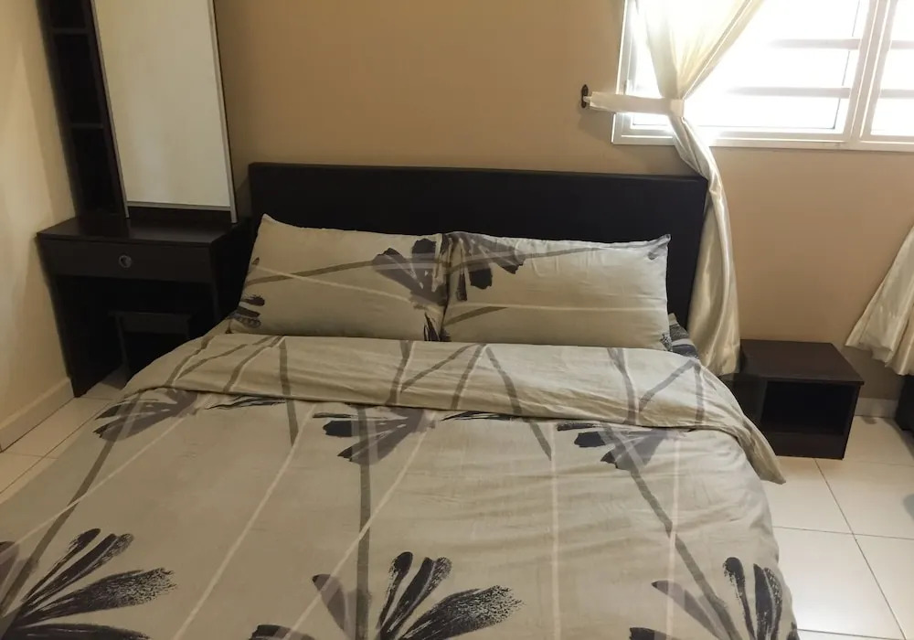 Crystal Homestay - 1 Sky Bayan Lepas