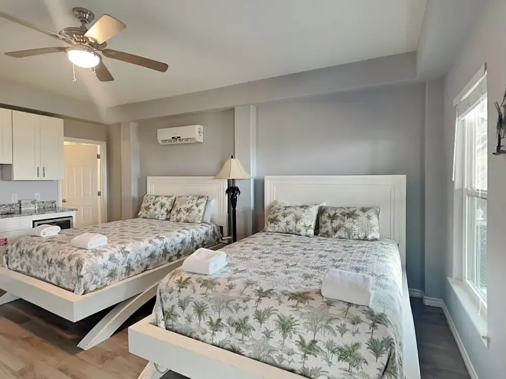 La Sirena by Silver Sands Vacation Rentals