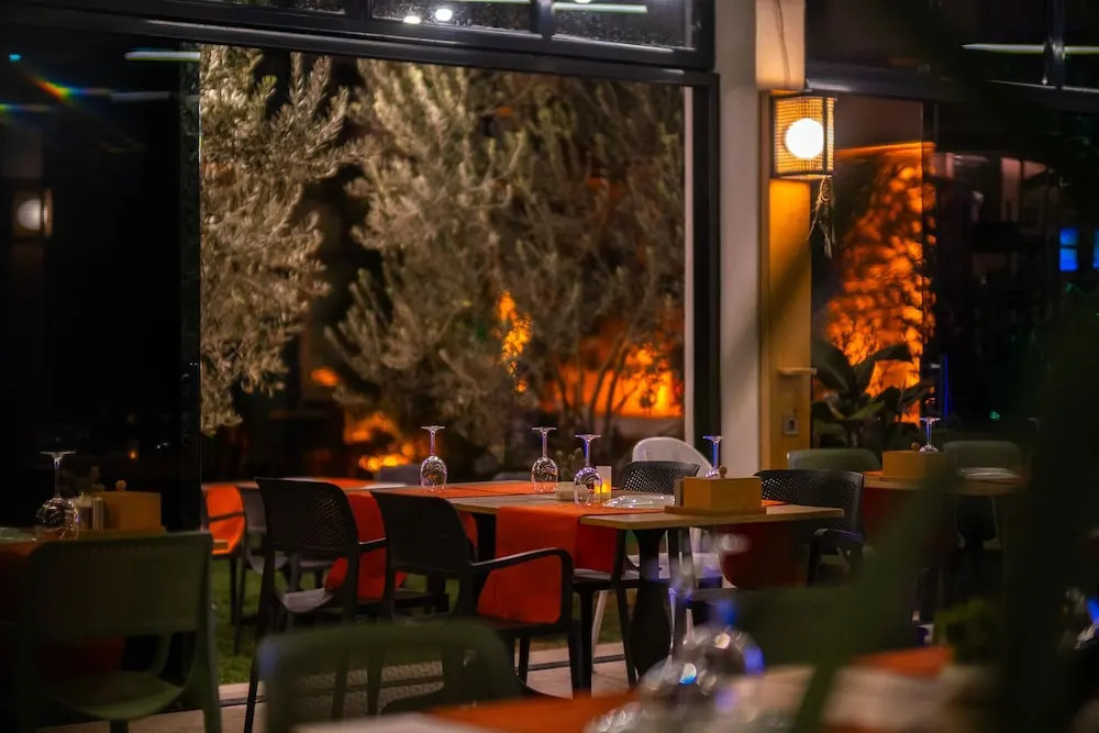 Kotinos Beach Hotel