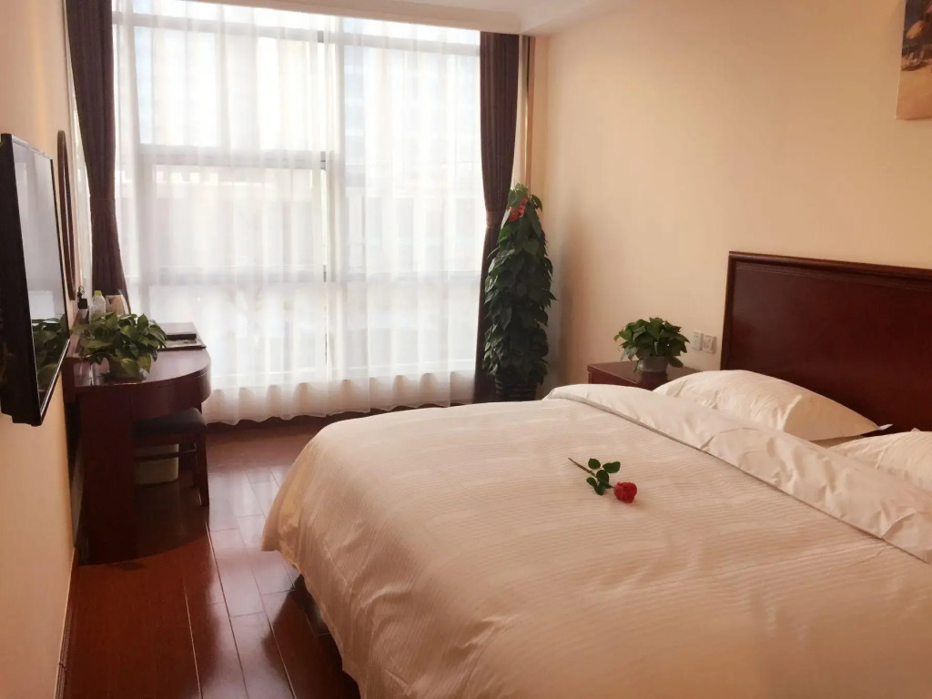 GreenTree Inn Beijing Haidian Shijingshan North China University of Technology Express Hotel