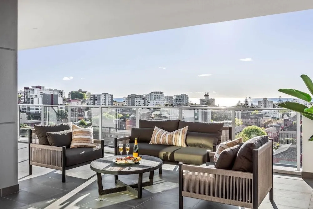 Argo Apartments
