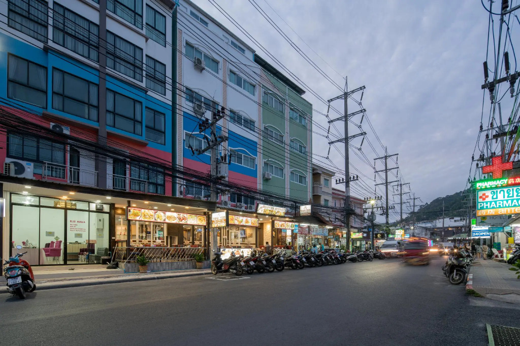 Baan Thai Beach Side Residence, Patong Beach
