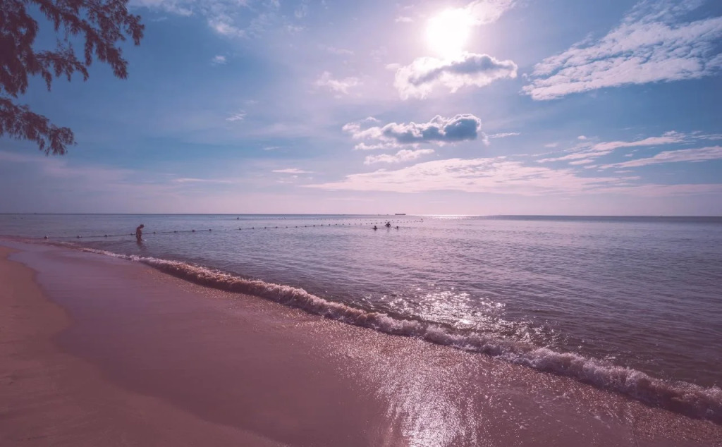Paris Beach Resort