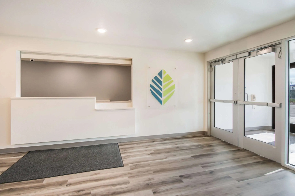 WoodSpring Suites Portland Vancouver