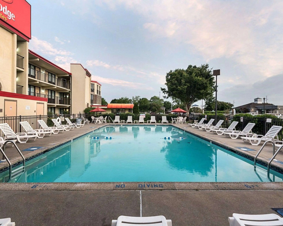 Econo Lodge Inn & Suites Rehoboth Beach