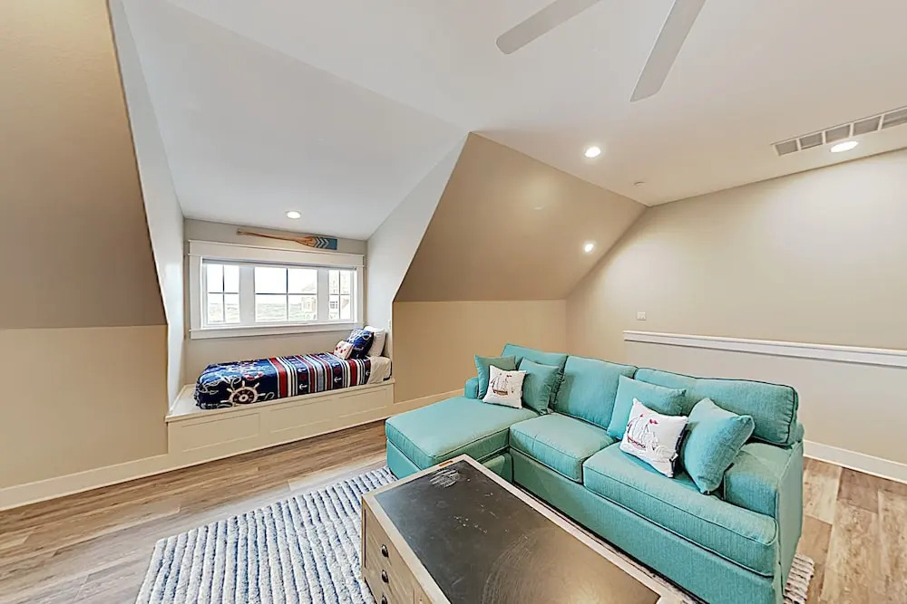 New Listing! Brand-new Palmilla Townhome By Beach 3 Bedroom Townhouse