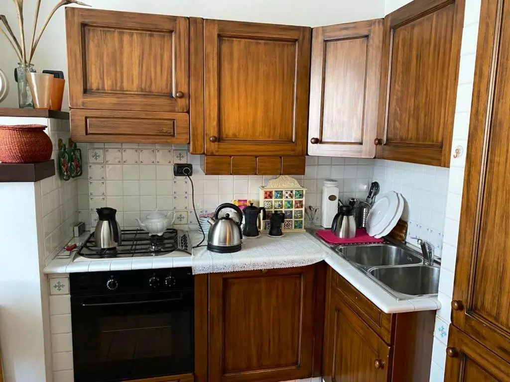 Charming House in Amelia with Lake View, 200 m²