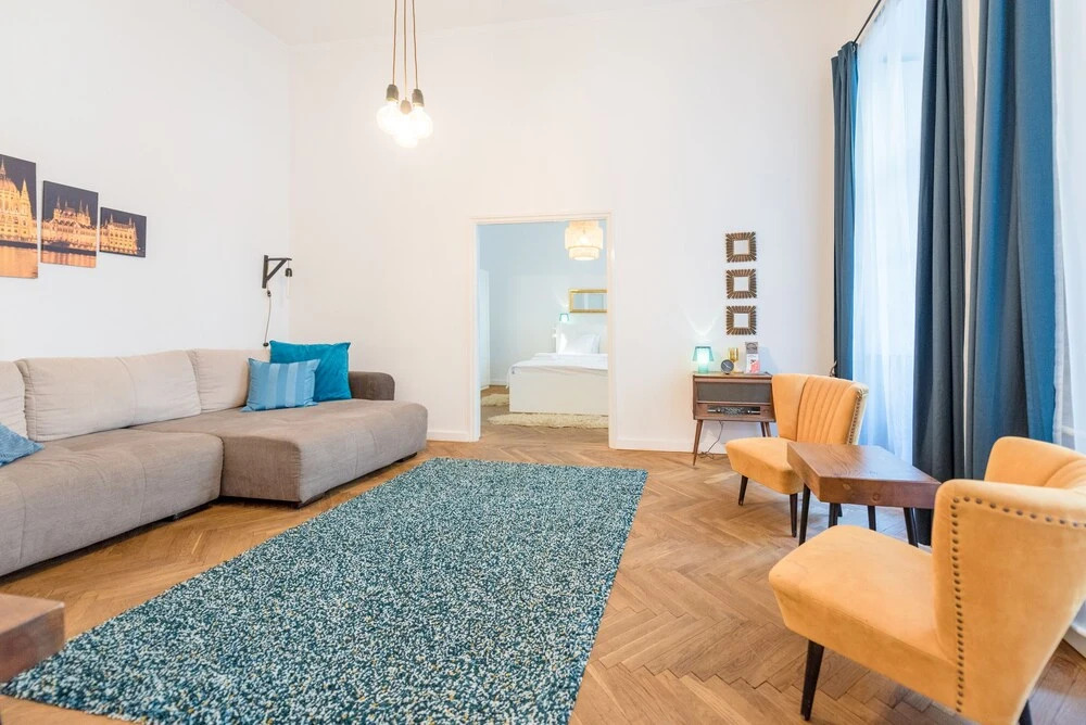 Oasis Apartments - Liberty Square