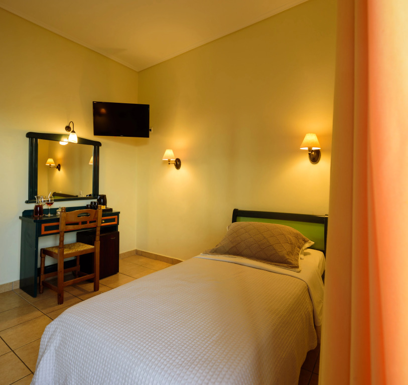 Karidis Hotel