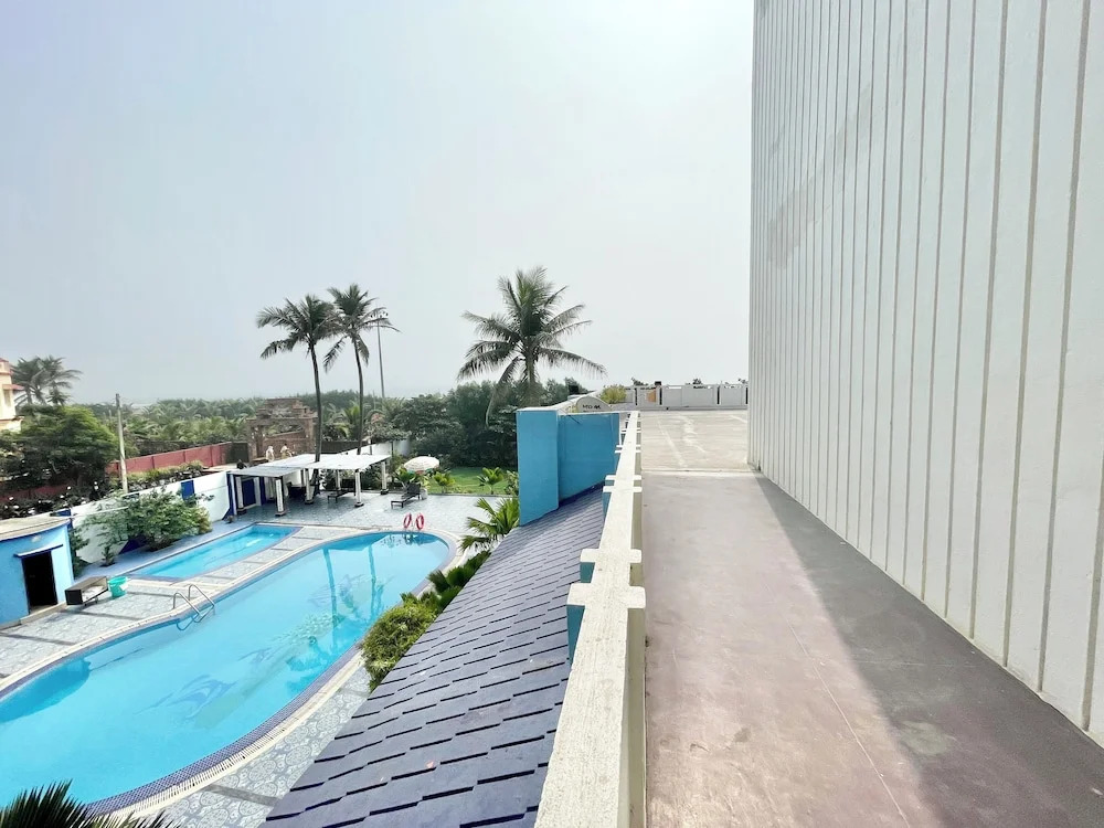 Hotel V-i sea view - Puri