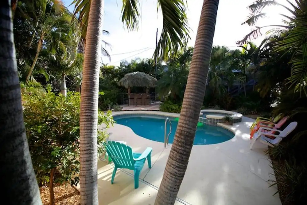 5566 Palmetto