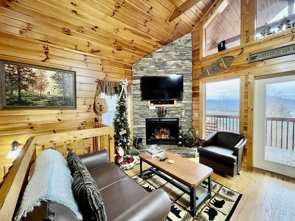 Picture Perfect 2 Bedroom Cabin by RedAwning