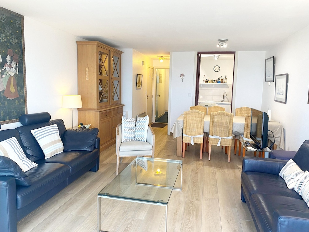 Apartment in Nieuwpoort by the sea