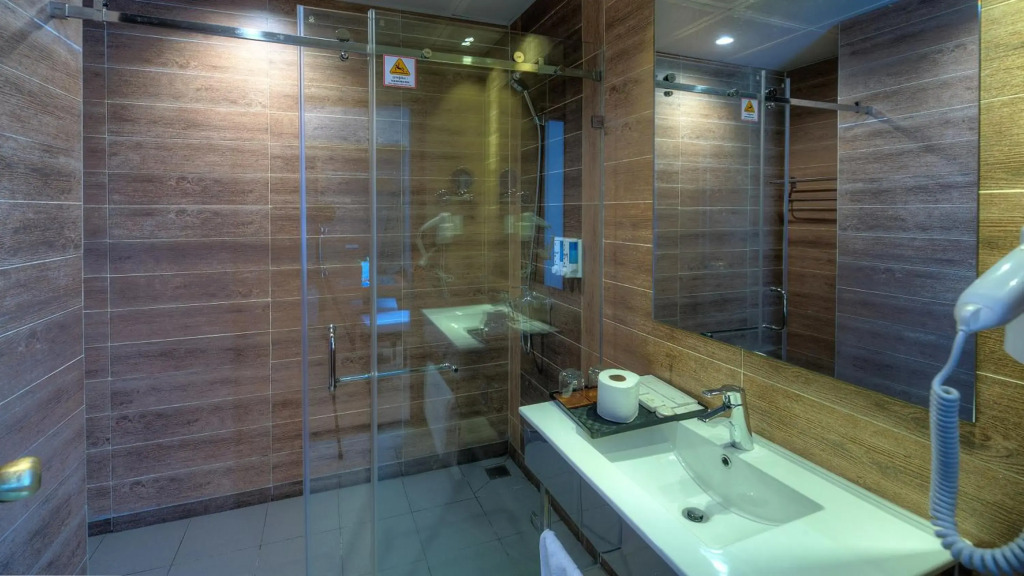 Orussey One Hotel & Apartment
