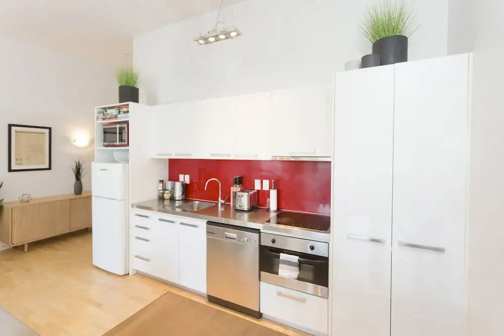 TOWNY - Top Floor Tranquility - 2 Bedrooms