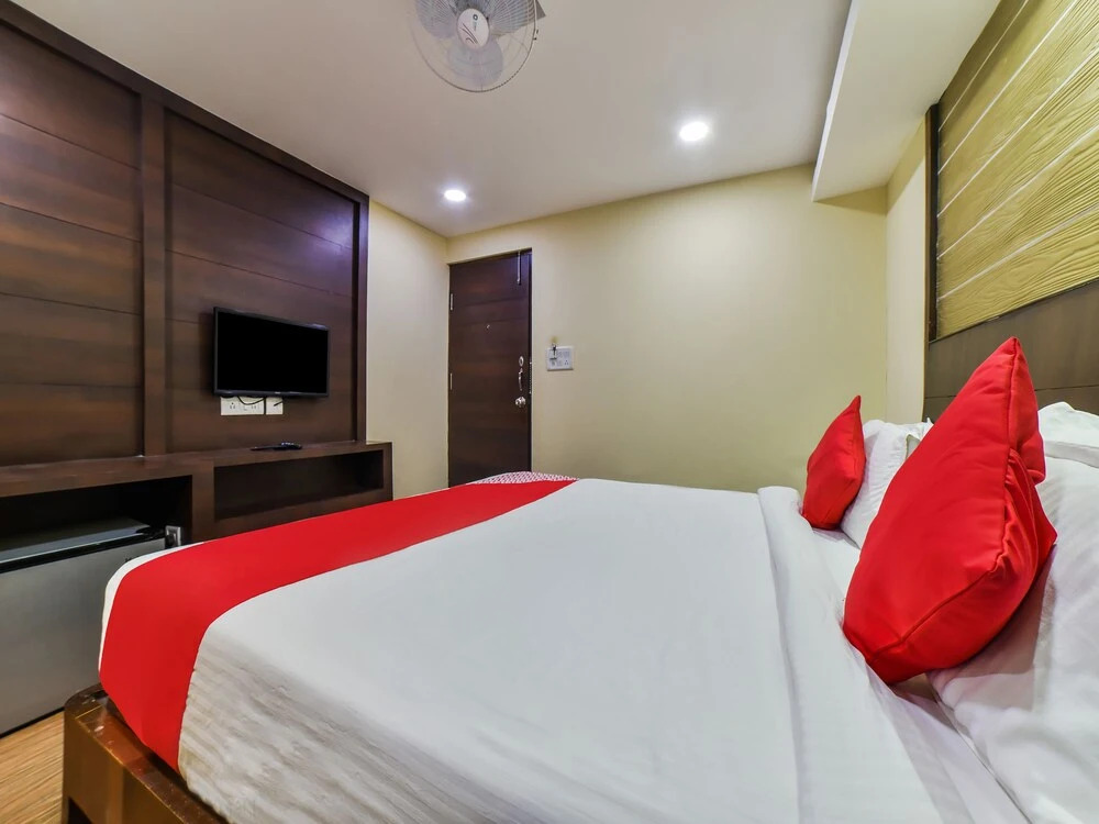 OYO 4668 Hotel Ocean Residency