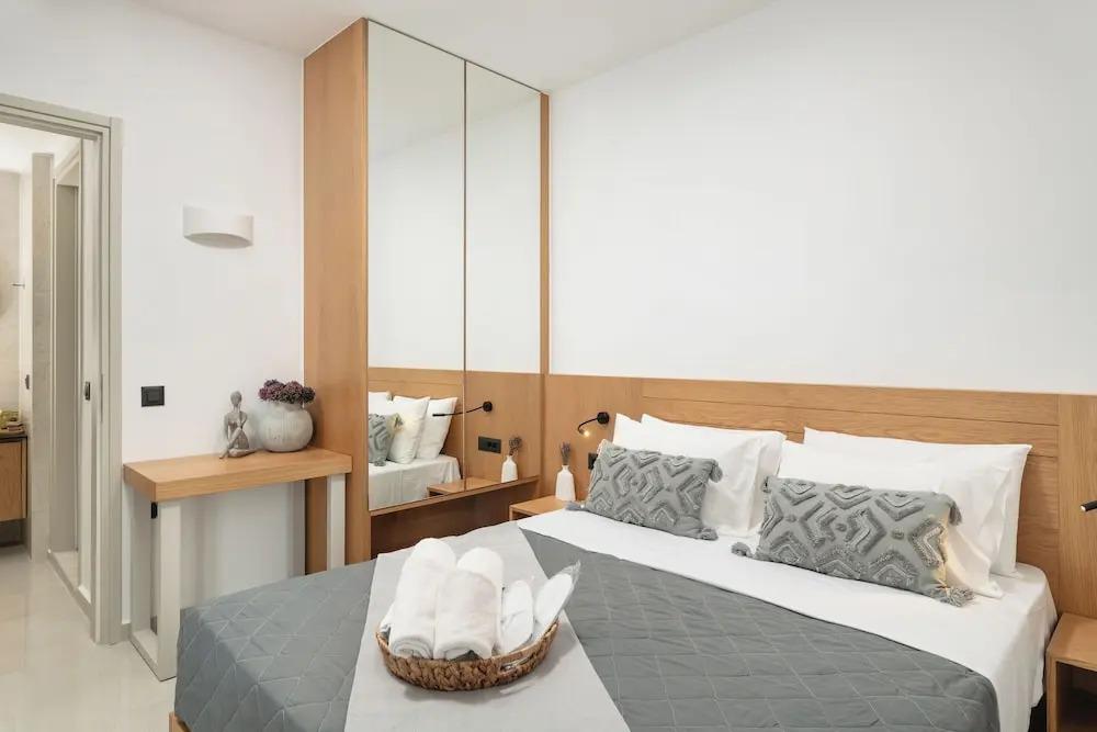 Elia City Apartments