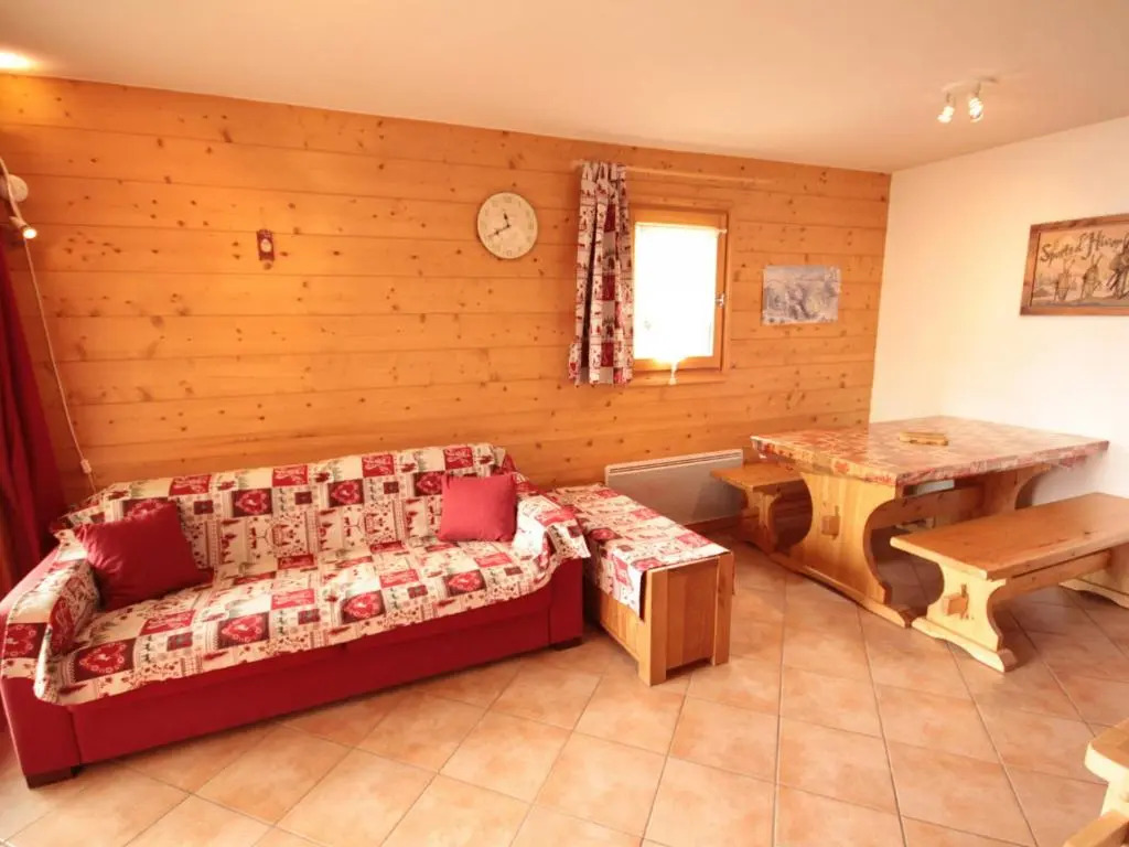 Beau 3 pièces avec 2 salles de bains - Piscine et Garage - FR-1-293-92