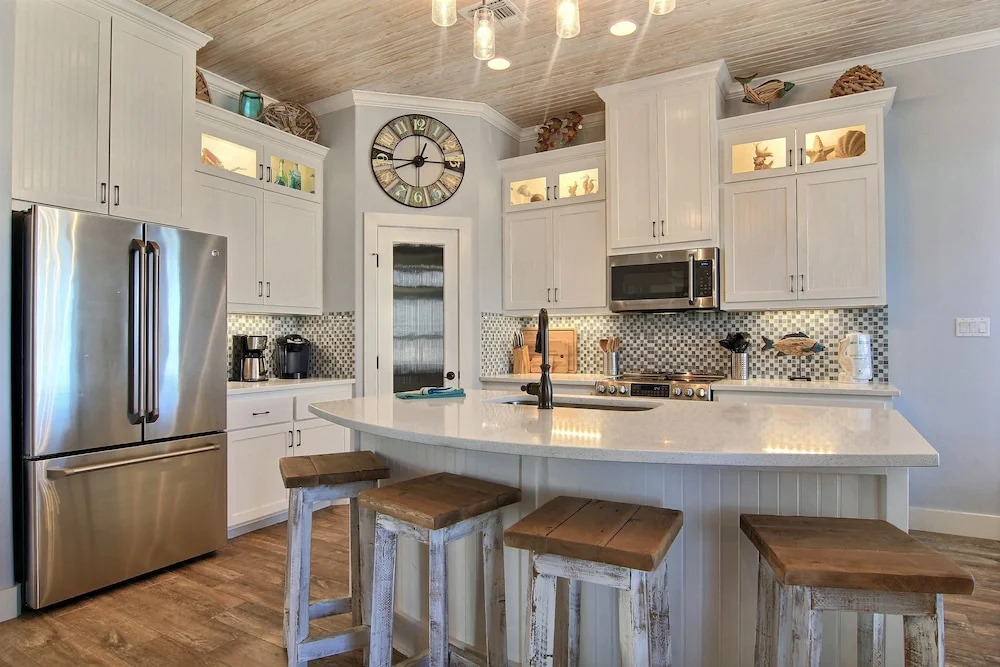 Postcards from Paradise 5BR Home
