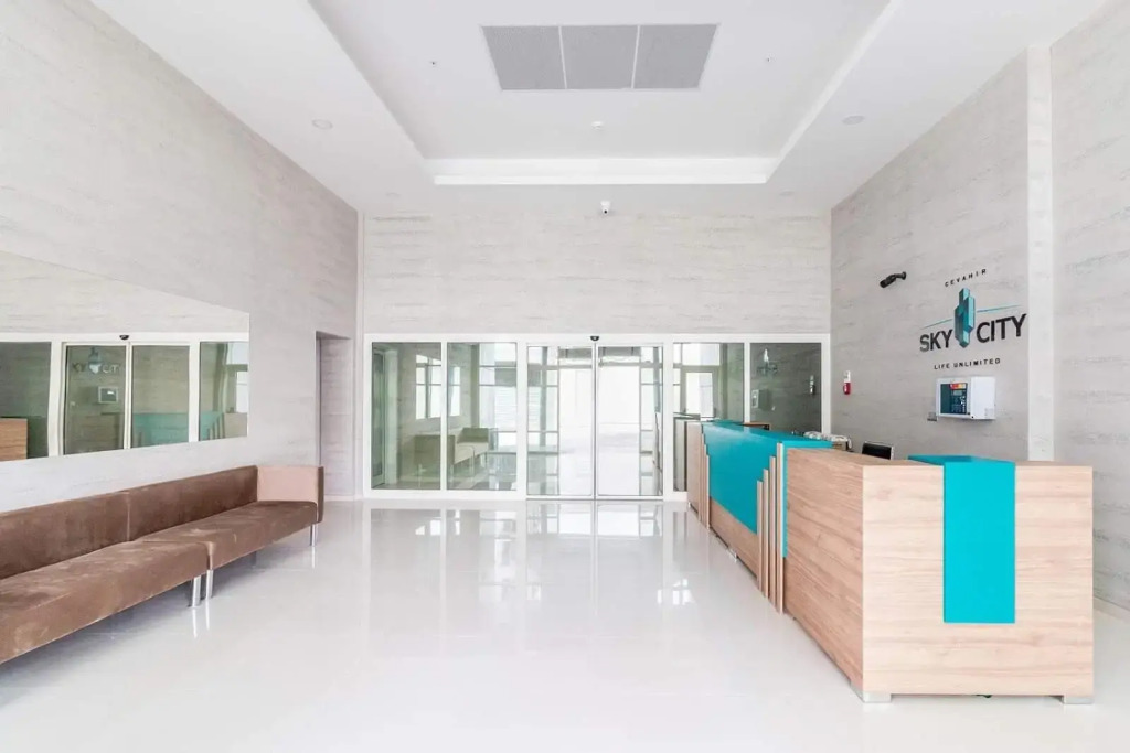 33rd floor luxury apartment spa & fitness