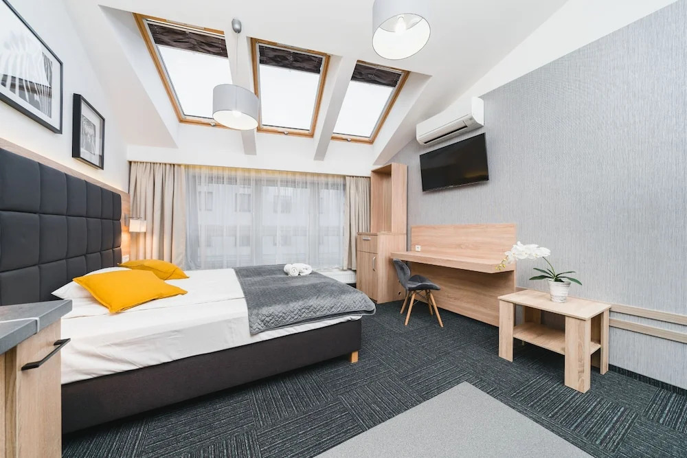 Aron Residence - by Upstairs