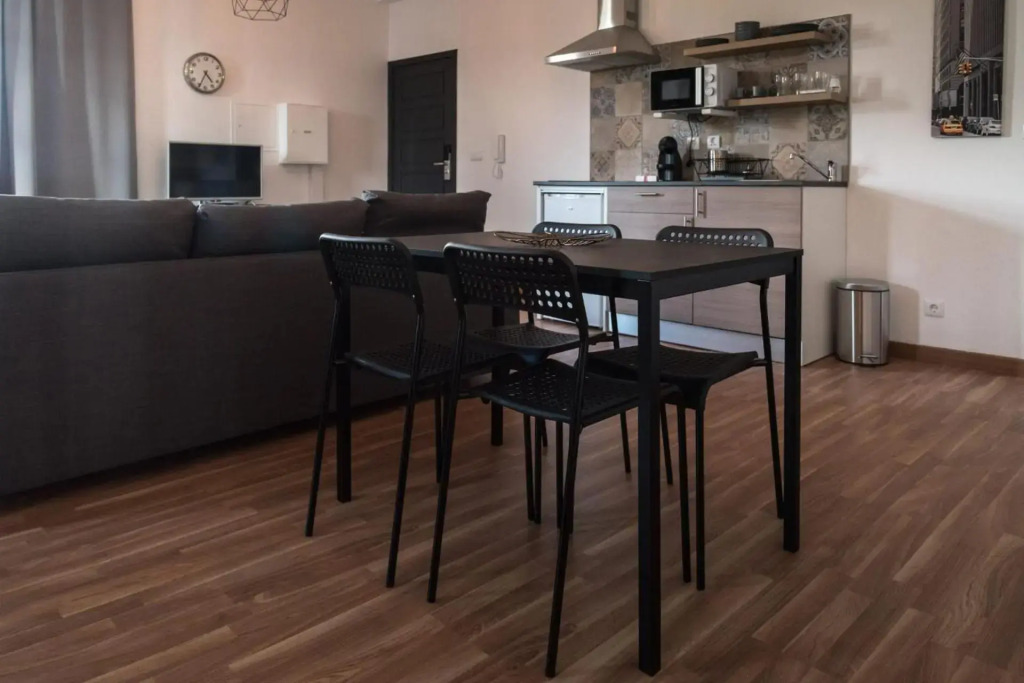 Redondo Loft