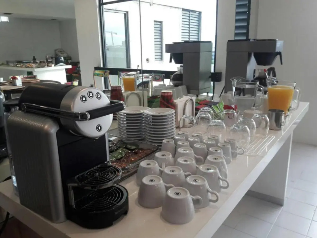 Suites Batia