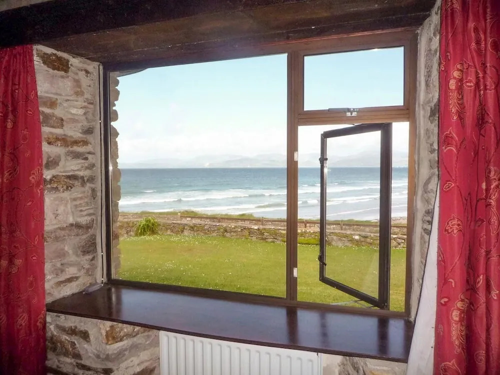 The Lodge Rossbeigh by Trident Holiday Homes