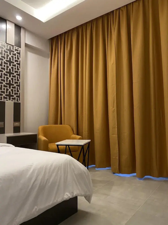 Al Falak Hotel فندق الفلك