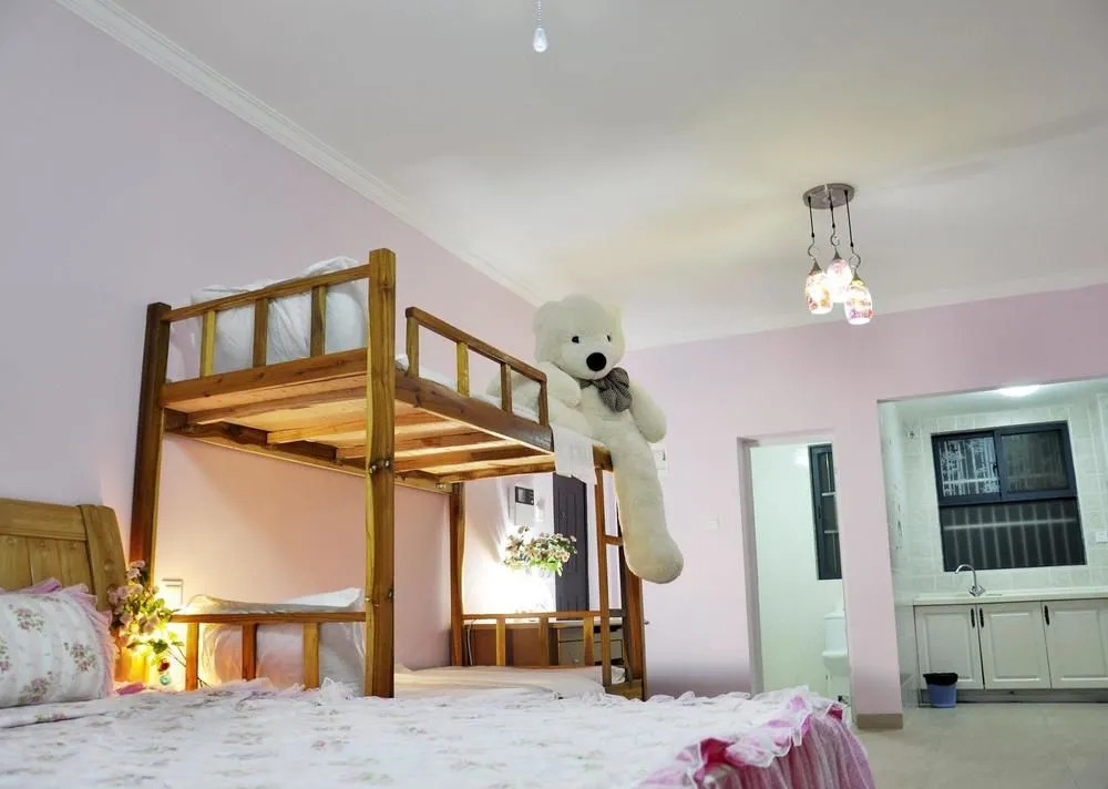 Sanya Mingjia Seascape Holiday Apartment