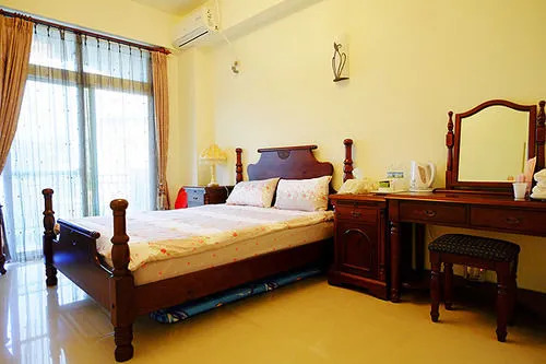 Yang Ping House