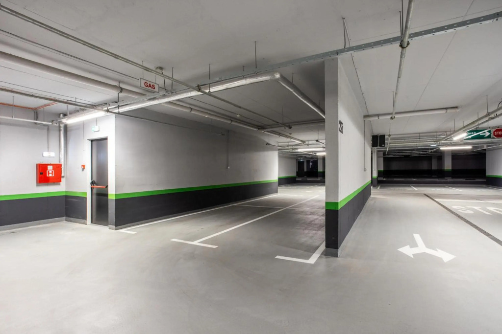 Stylish Luxury Apartment LEO, free garage, concierge, self-check-in, Wi-Fi