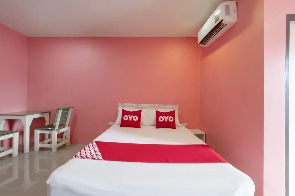 OYO 1030 Cd Mansion