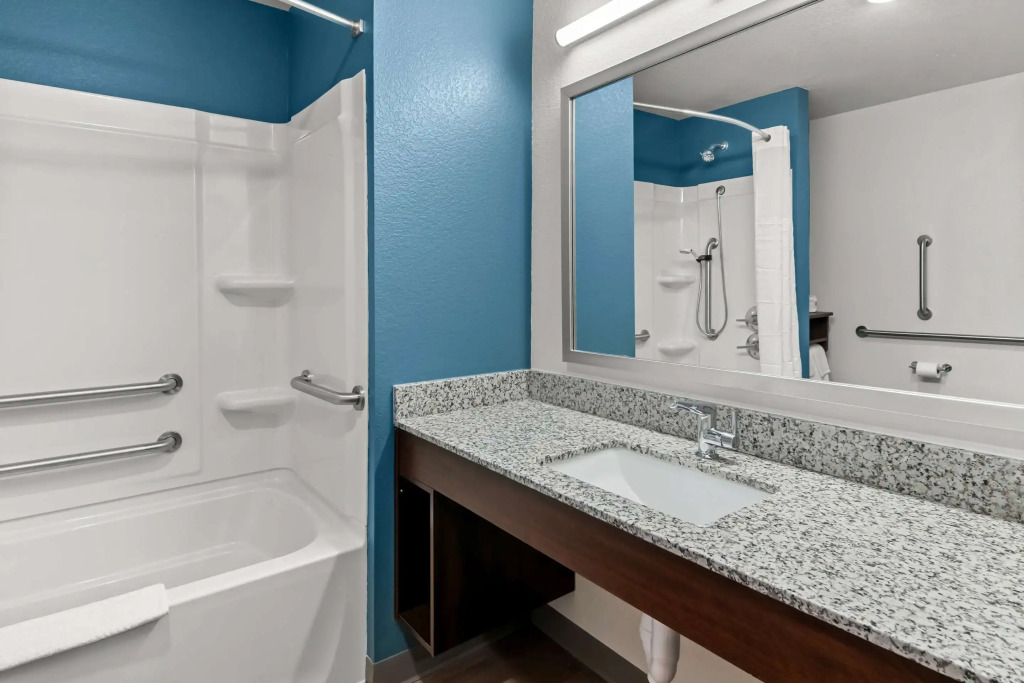Woodspring Suites Waco South