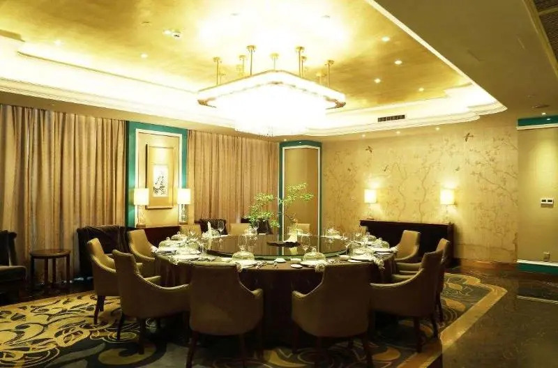 Hangzhou Bay Universal Hotel