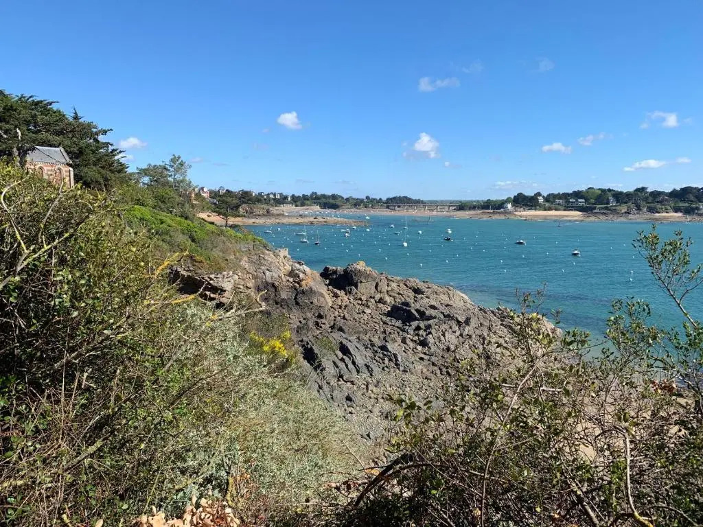 Les Landelles